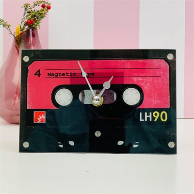 Nostaljik Kaset Tasarımlı Masa Saati