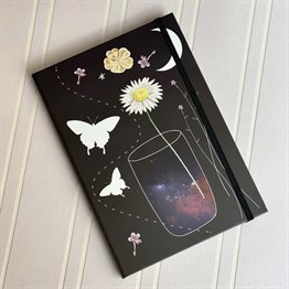 Papatya Ve Kelebek Tasarımlı Lastikli Defter