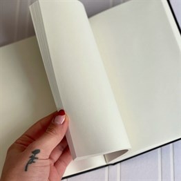 Papatya Ve Kelebek Tasarımlı Lastikli Defter