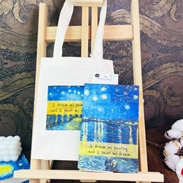 Ren Nehrinde Yıldızlı Bir Gece Tasarımlı Kalın Kitap Görünümlü Defter Ve Bez Çanta