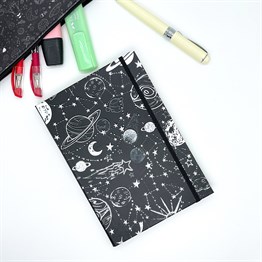 Saturn Ay Yıldız Tasarımlı Lastikli Defter