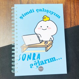 Şimdi Çalışıyim Sonra Ağlarım Tasarımlı Çizgili Spiralli Defter