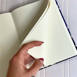 Space Adventure Tasarımlı Lastikli Defter