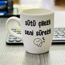 Sütü Çilekli Seni Sürekli White Printed Mug