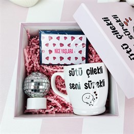 Sütü Çilekli Seni Sürekli Tasarımlı Mini Hediye Seti