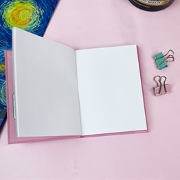 Sütü Çilekli Tasarımlı Sert Kapaklı Lastikli Mini Defter