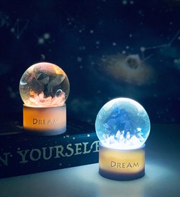 Unicorn Ve Deniz Kızı Orta Boy Işıklı Kar Küresi