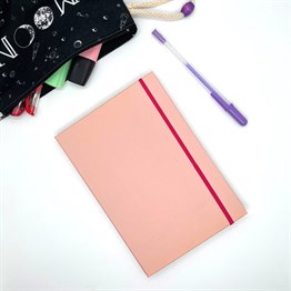 UV Baskıya Uygun Düz Somon Rengi Tasarımlı Lastikli Defter