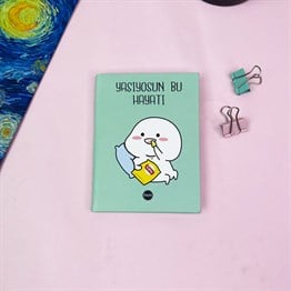 Yaşıyosun Bu Hayatı Tasarımlı Sert Kapaklı Lastikli Mini Defter
