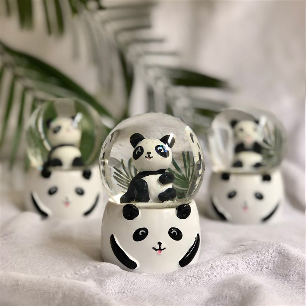 Panda Işıklı Orta Boy Kar Küresi