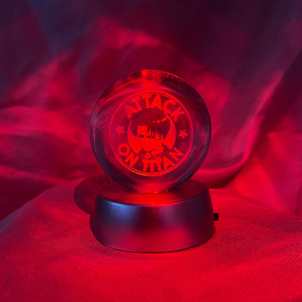 Attack On Titan 2 Tasarımlı Işıklı Cam Küre
