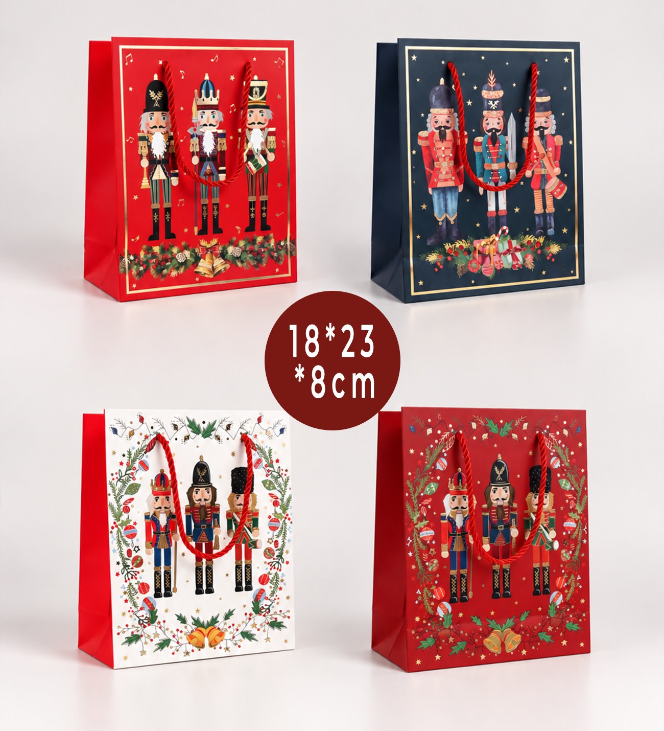 BM-1814 18 x 23 x 8 Cm Simli Yılbaşı Fındıkkıran Tasarımlı Karton Çanta 12 