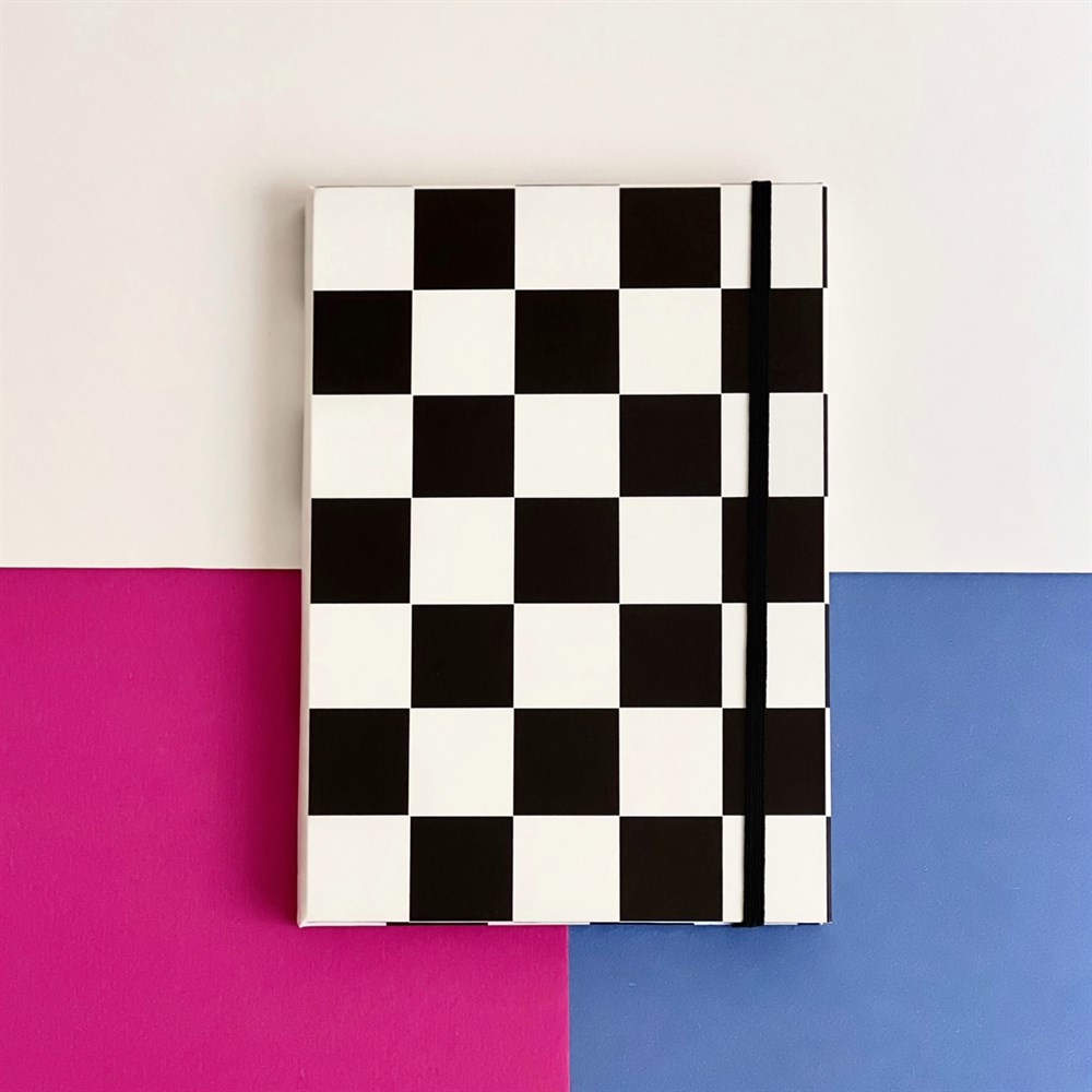 Dama Tasarımlı Lastikli Defter