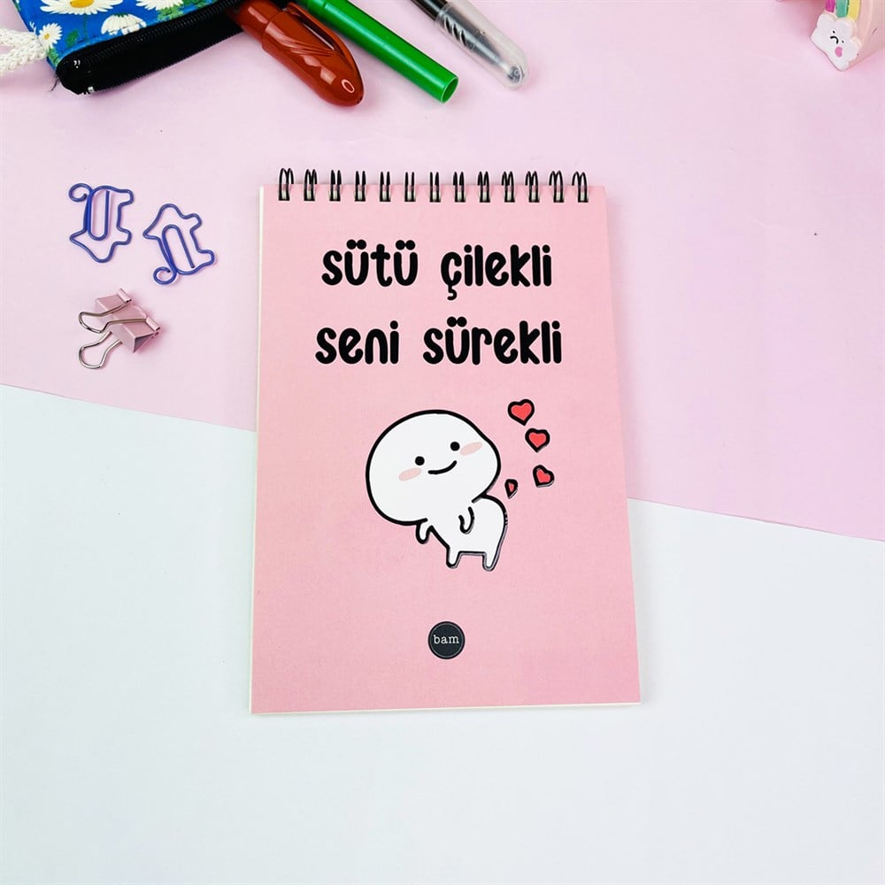 Sütü Çilekli Seni Sürekli  Tasarımlı Spiralli Defter