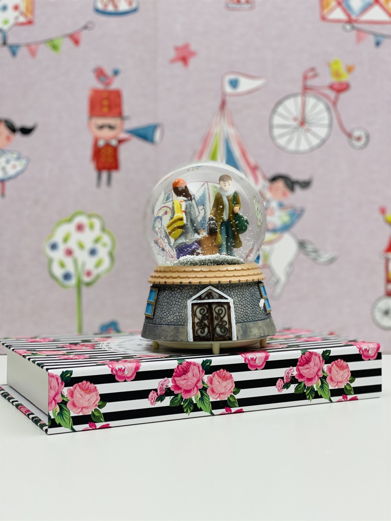 Tatlı Tesadüfler Büyük Boy Kar Küresi Toptan