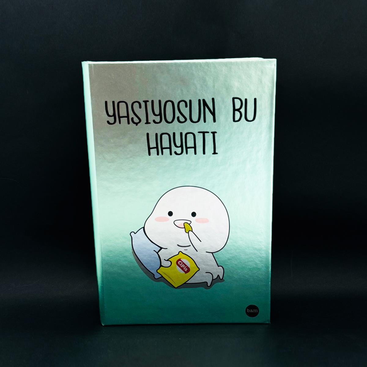 Yaşıyosun Bu Hayatı Tasarımlı Metal Kapaklı Lastikli Defter