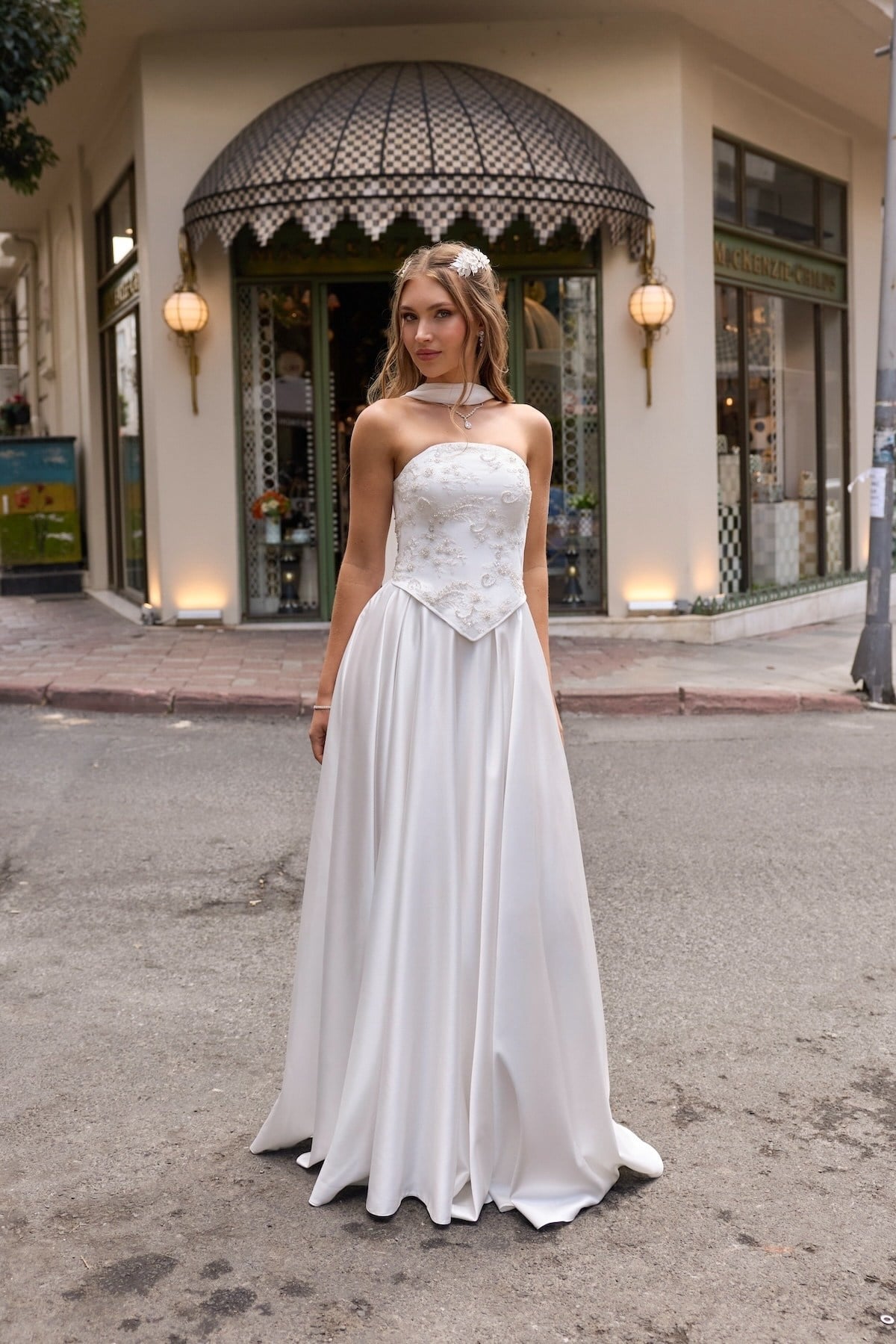 Hera Labella Oval Yaka Beyaz Prenses Korse Etek Nişan Nikah Elbise