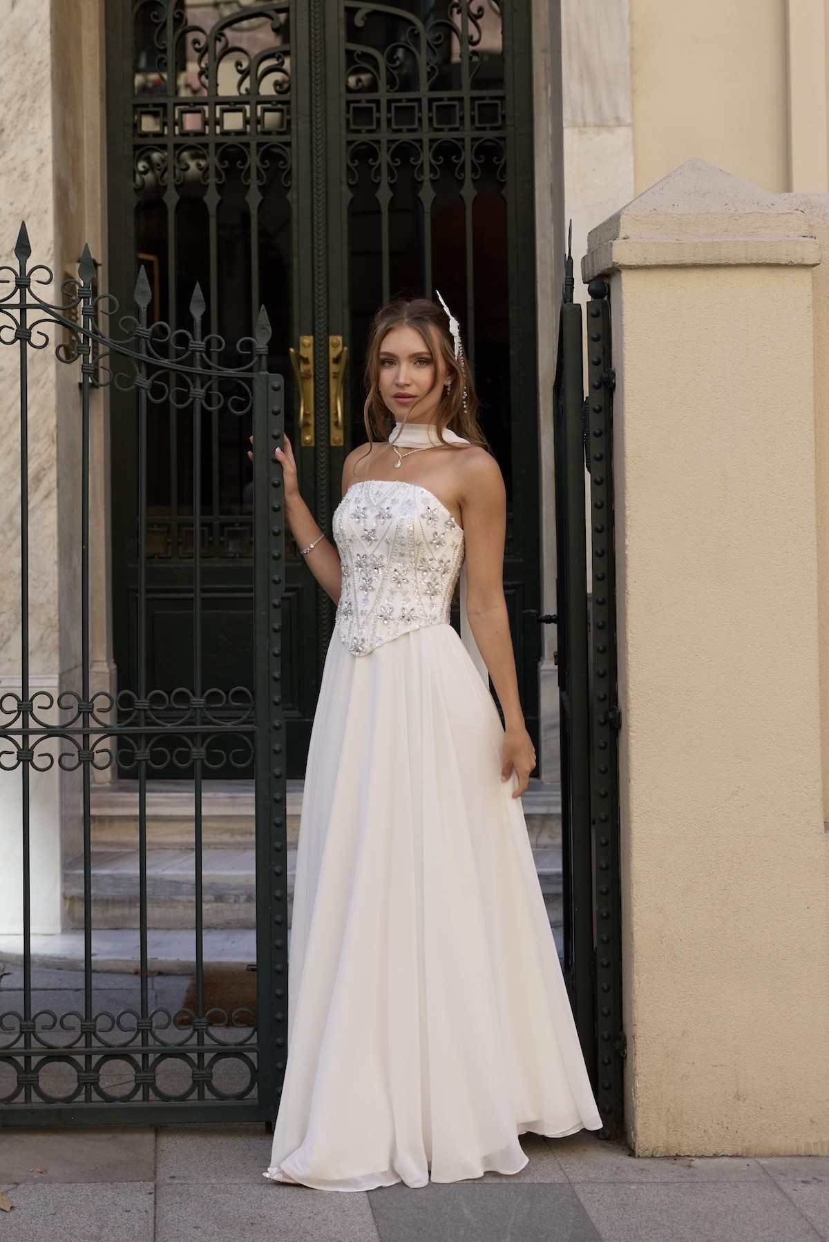 Hera Laura Oval Yaka Beyaz Şifon Korse Etek Nikah Nişan Söz Elbisesi