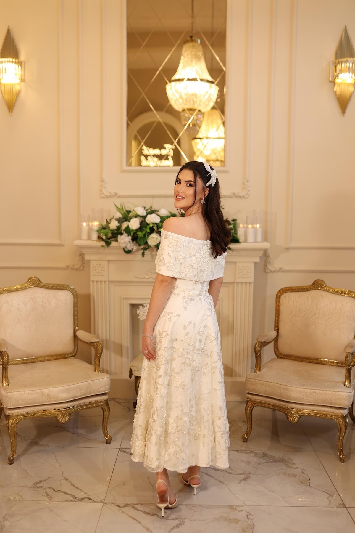 Kalina Prenses Beyaz Çiçekli Özel Tasarım Dantel Nişan Nikah Elbise