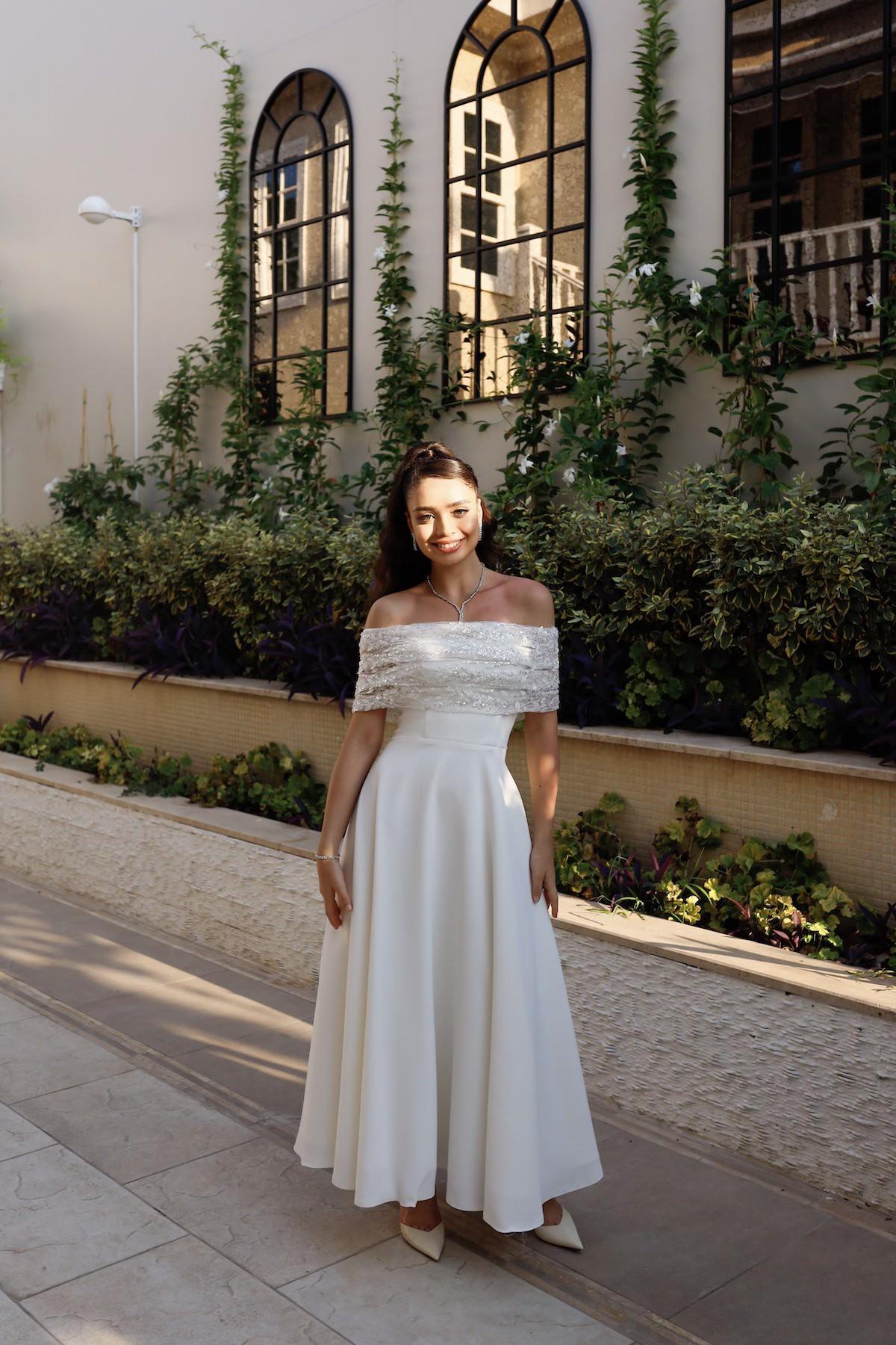 Linda Beyaz Prenses Özel Tasarım Dantel Detaylı Nikah Nişan Söz Elbisesi