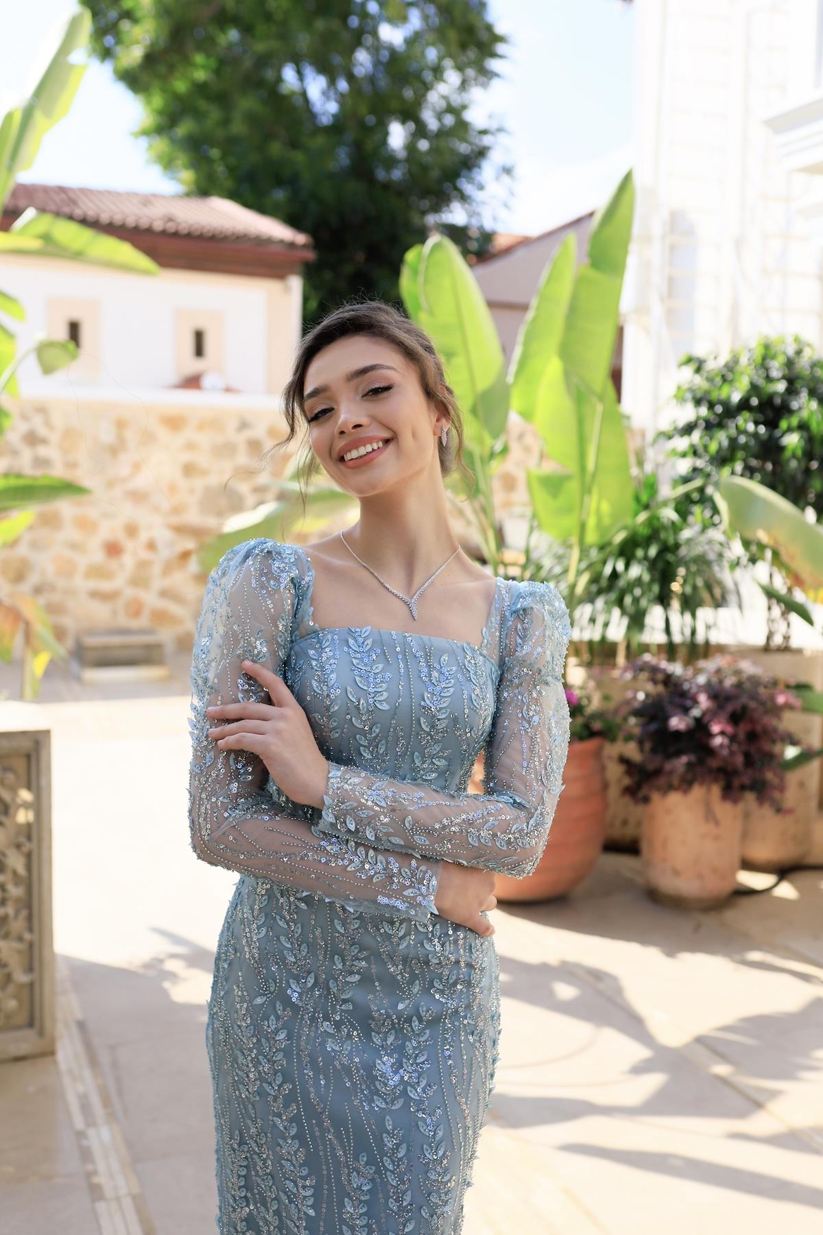 Nastya Yeşil Midi Boy Özel Tasarım Dantel Abiye Elbise