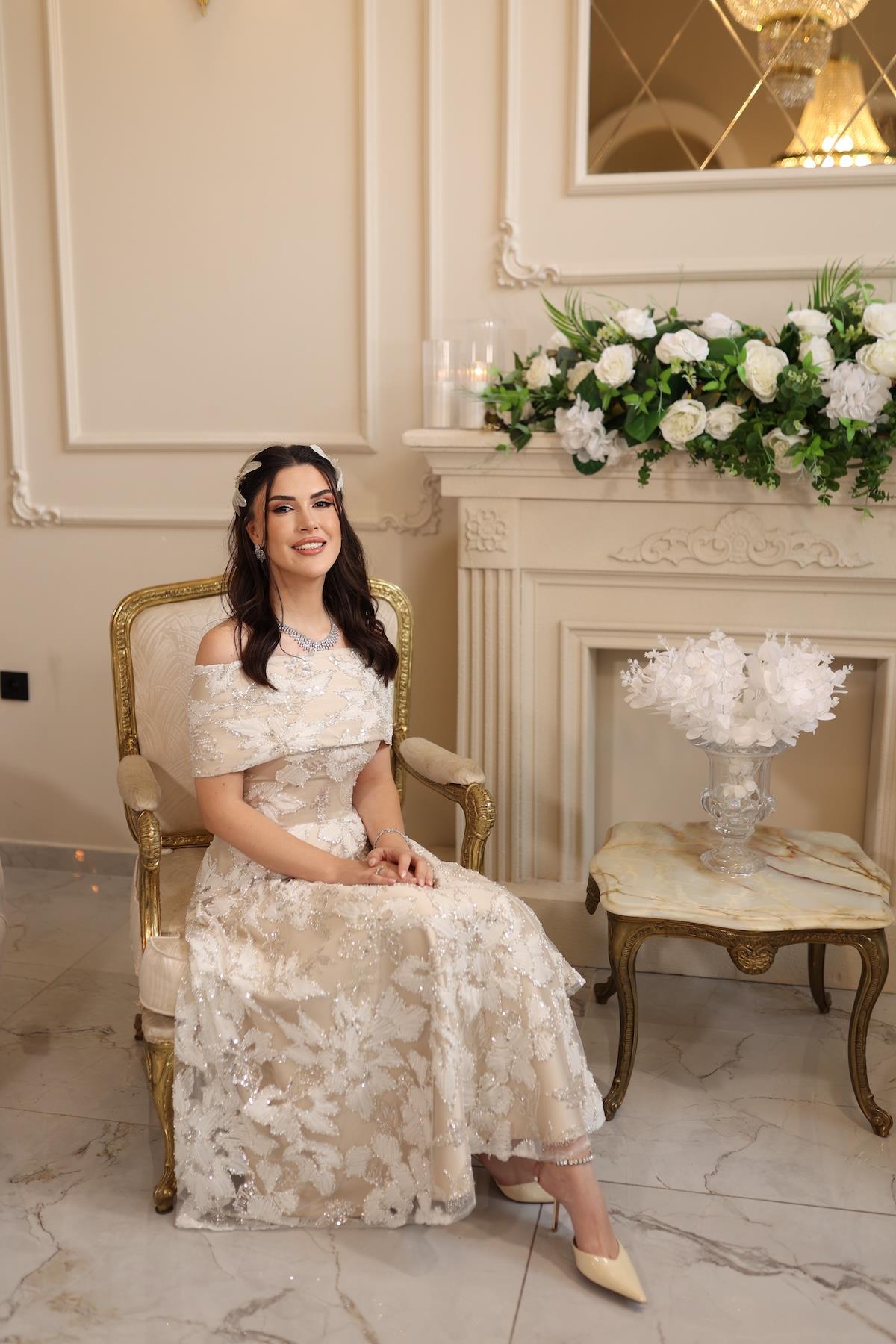 Ares Prenses  Beyaz Çiçekli Özel Tasarım Dantel Nişan Nikah Elbise