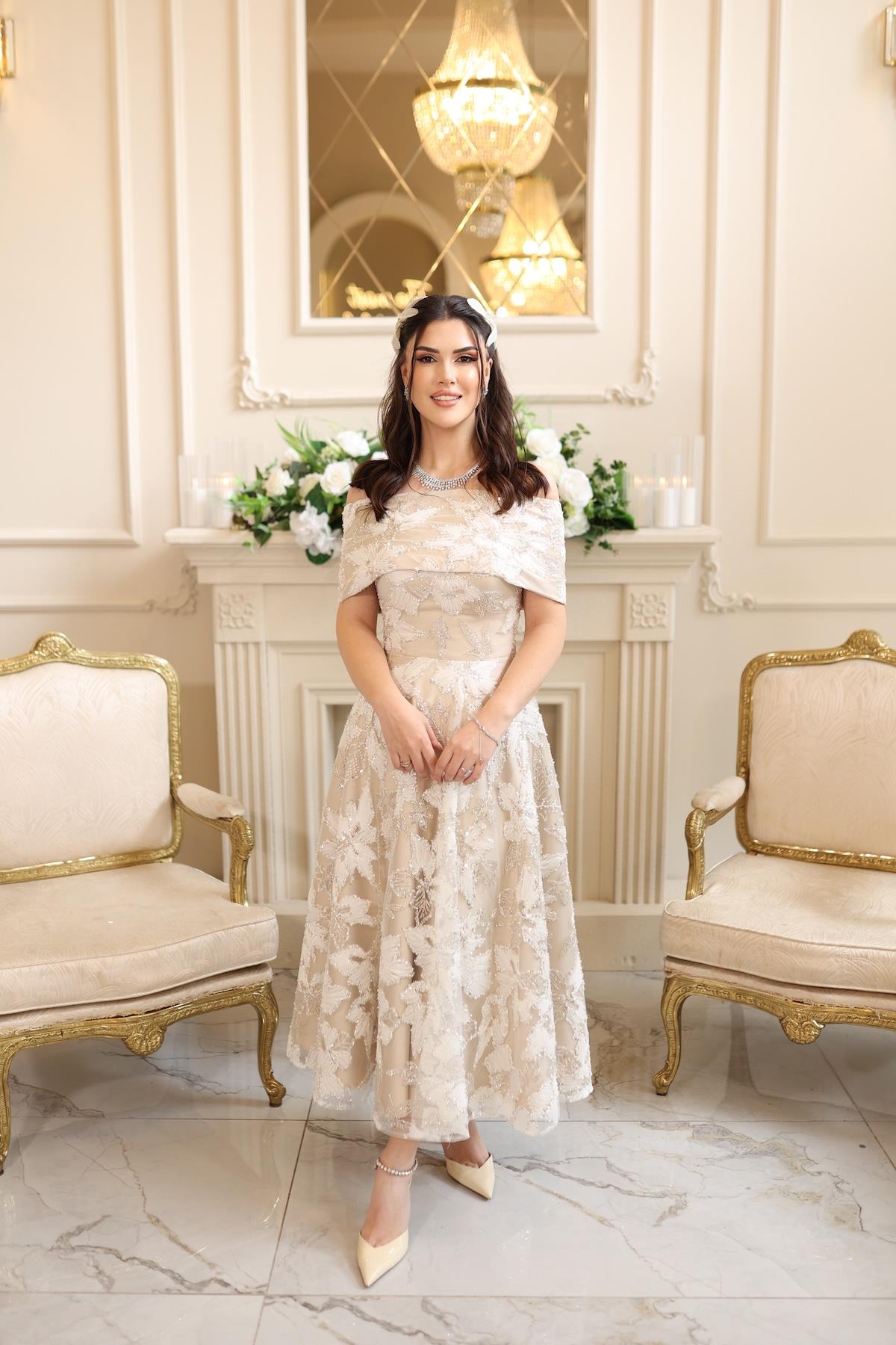 Ares Prenses  Beyaz Çiçekli Özel Tasarım Dantel Nişan Nikah Elbise
