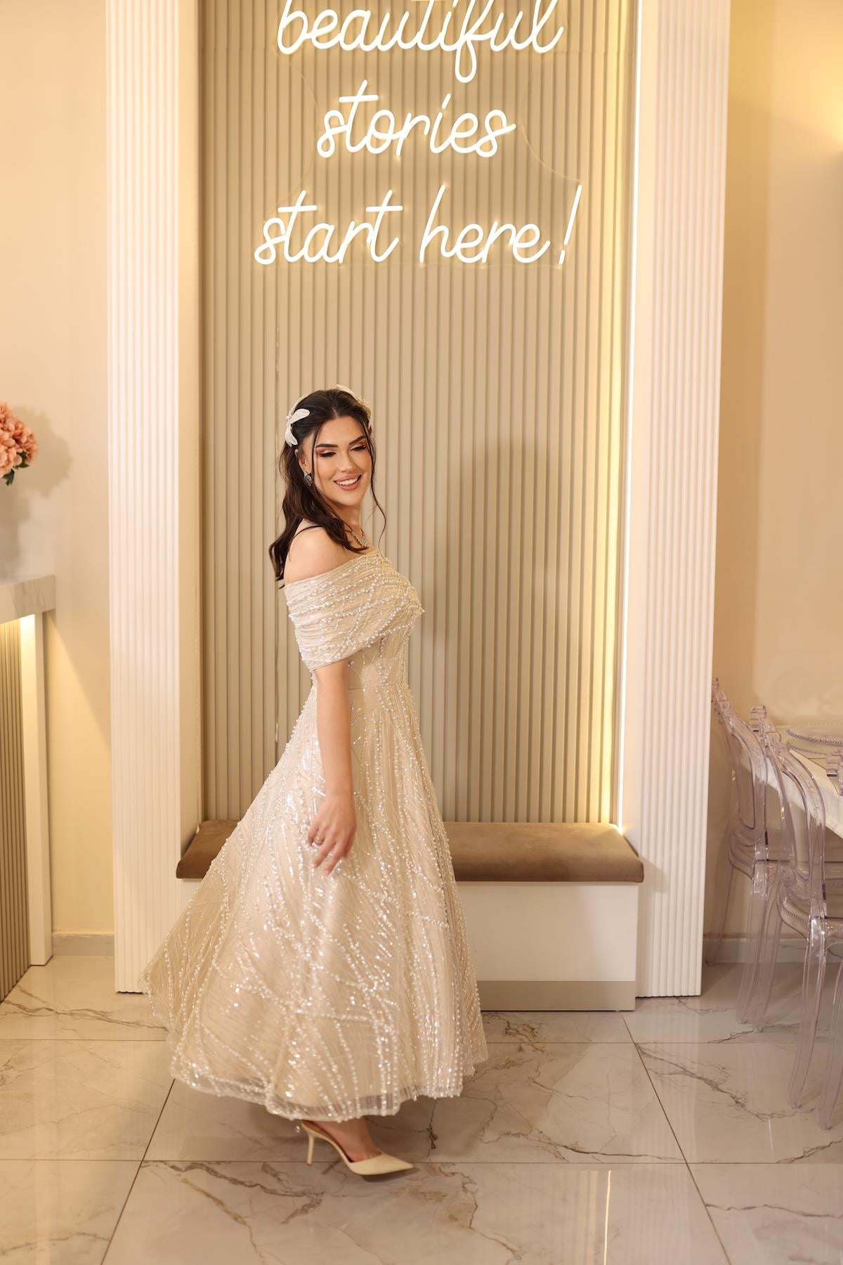 Tiara İnci Prenses Beyaz Dantel Nişan Nikah Elbise