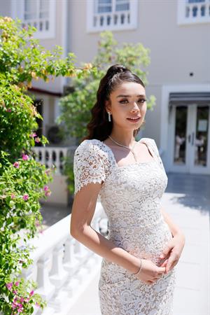 Eliza Kalem Bej Beyaz Dantel Özel Tasarım Nikah Nişan Söz Elbisesi