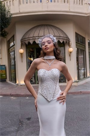 Hera Liva Kalp Yaka Beyaz Saten Balık Korse Etek Nikah Nişan Söz Elbisesi