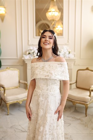 Kalina Beyaz Maxi Çiçekli Özel Tasarım Dantel Nişan Nikah Elbise