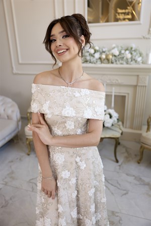 Kalina Prenses Bej Beyaz Dantel Nikah Nişan Söz Elbisesi