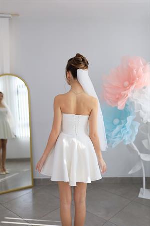 Laressa Mini Pelerinli Dantel After Parti Tasarım Elbise