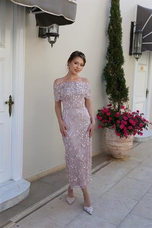 Lavinya Pudra Çiçekli Özel Tasarım Dantel Abiye Elbise