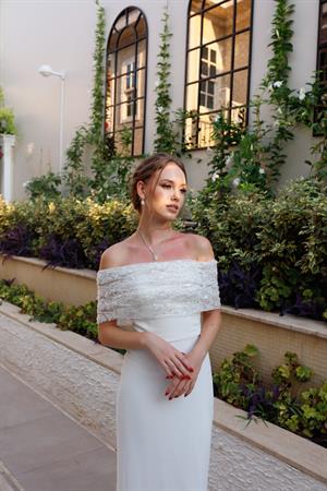 Linda Beyaz Kalem Özel Tasarım Dantel Detaylı Nikah Nişan Söz Elbisesi