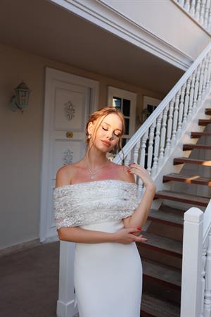 Linda Beyaz Kalem Özel Tasarım Dantel Detaylı Nikah Nişan Söz Elbisesi