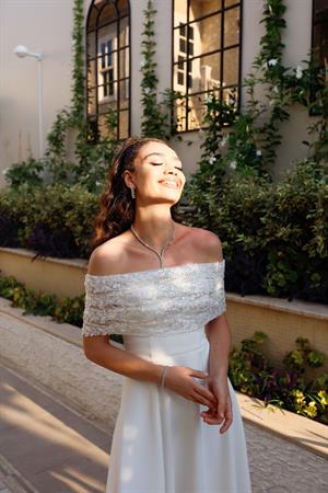 Linda Beyaz Prenses Özel Tasarım Dantel Detaylı Nikah Nişan Söz Elbisesi