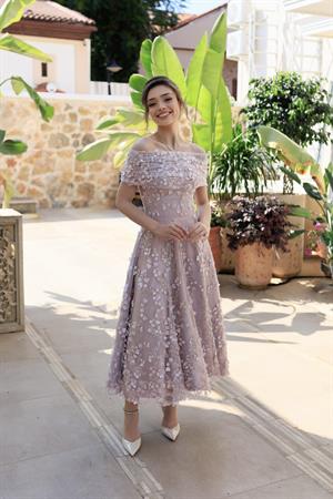 Lavinya Prenses Pudra Çiçekli Özel Tasarım Dantel Abiye Elbise