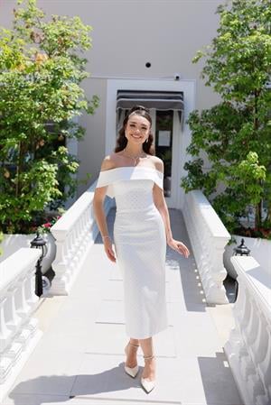 Soprano Beyaz Kalem Özel Tasarım Elbise