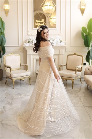 Tiara Beyaz Bej Prenses İncili Maxi Elbise
