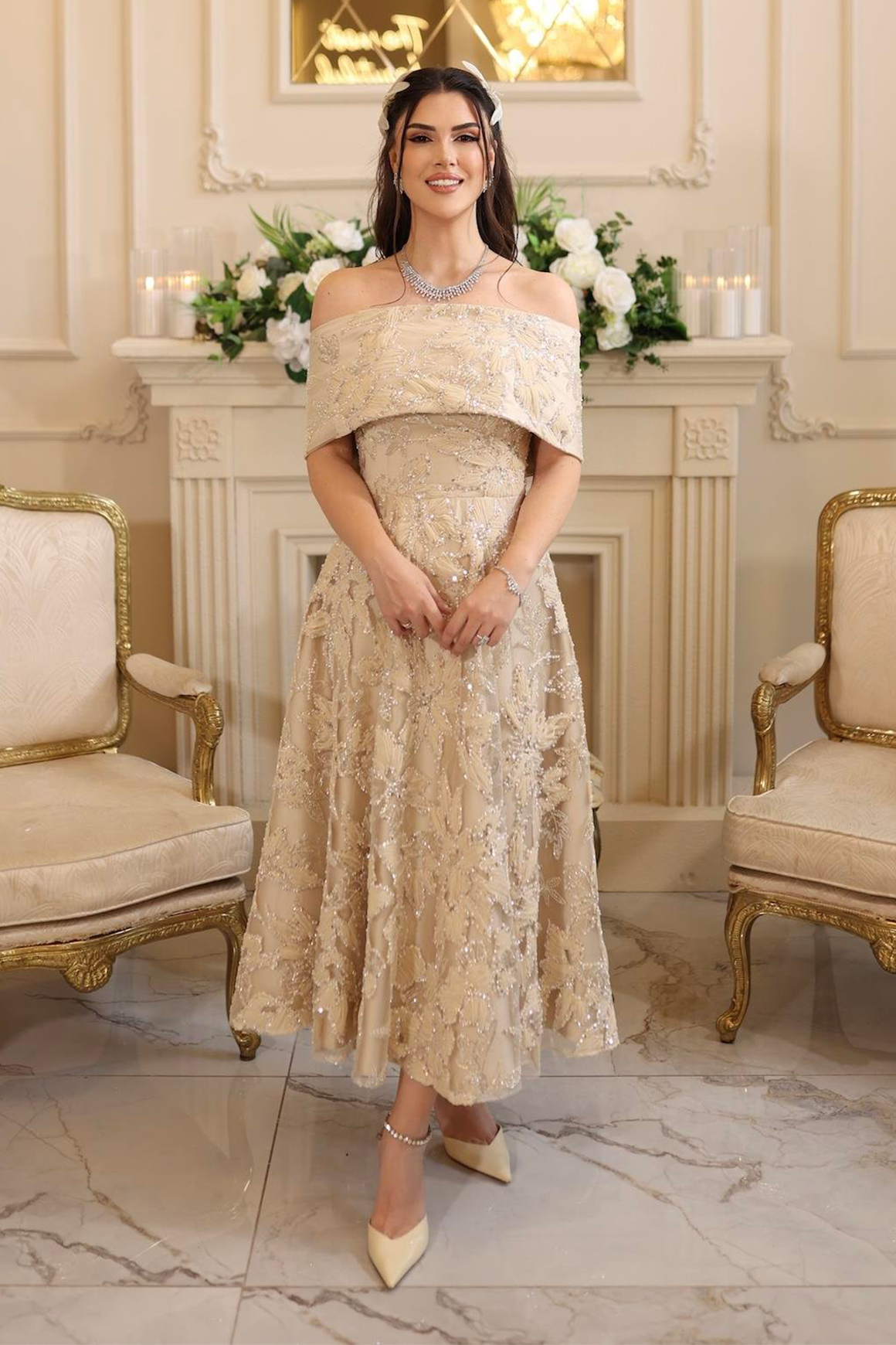 Renkli Dantel Elbiseler