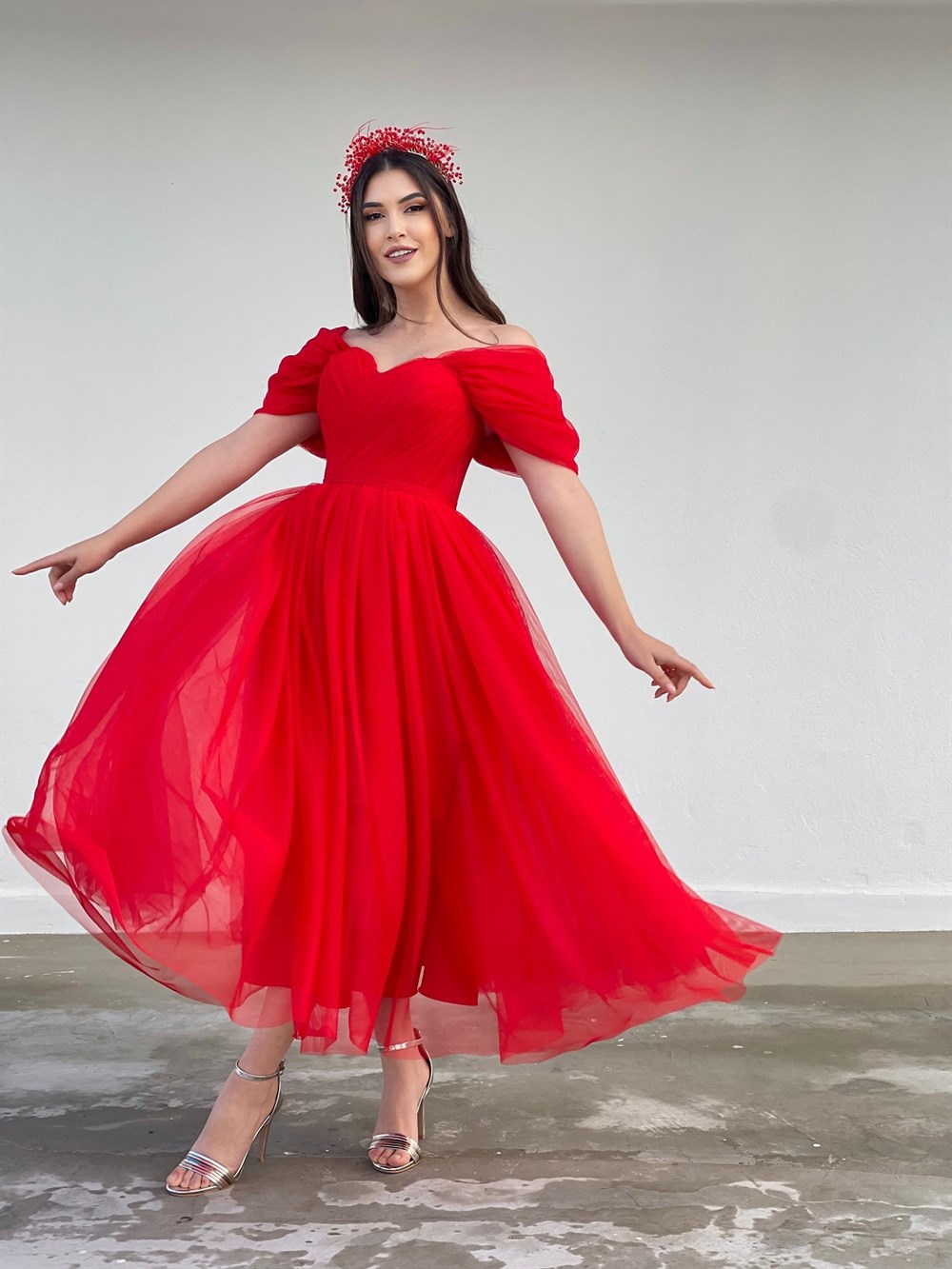 TheElsa | Kişiye Özel Üretim Abiye Elbiseler | Aden Kırmızı Özel Tasarım  Abiye Tül Elbise, Kına Elbisesi