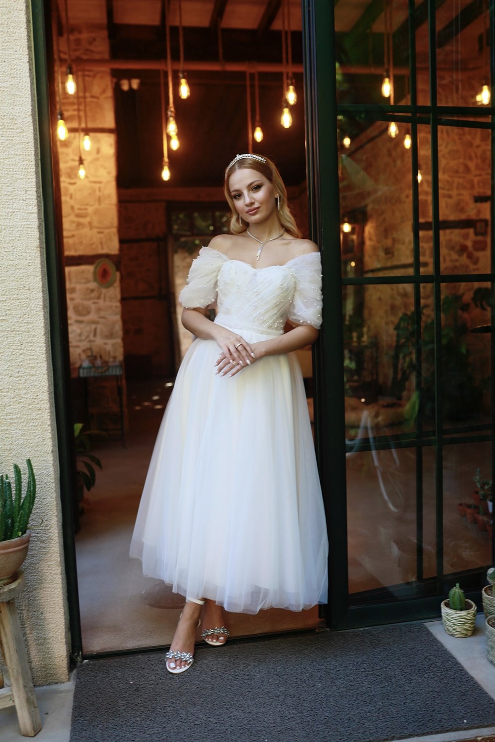 TheElsa | Kişiye Özel Üretim Abiye Elbiseler | Clara İncili Beyaz Özel  Tasarım Tül Nikah Elbisesi