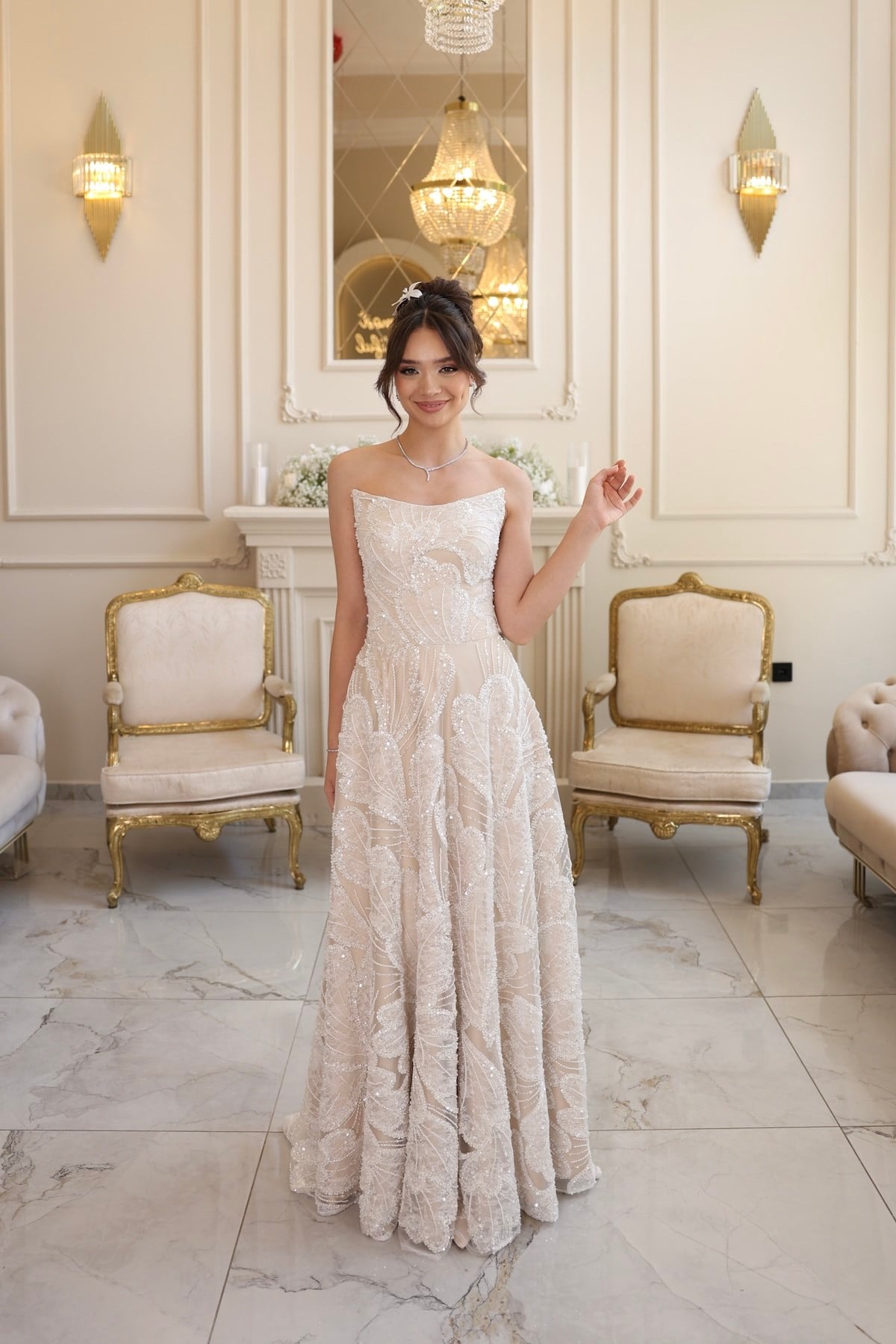 TheElsa | Nadia Prenses Bej Beyaz Maxi Dantel Nikah Nişan Söz ElbisesiBEYAZ DANTEL ELBİSELERNadia Prenses Bej Beyaz Maxi Dantel Nikah Nişan Söz Elbisesi