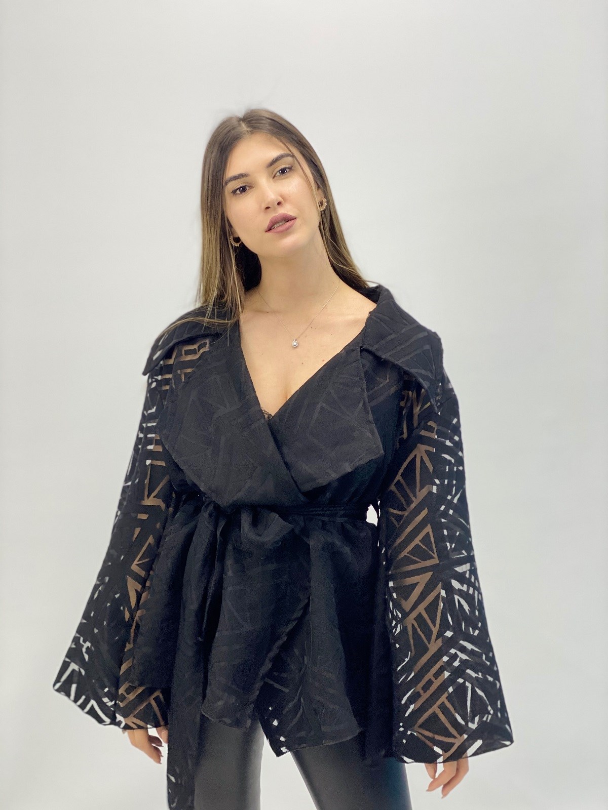 Siyah Desenli Kimono Ceket | TheElsa.com