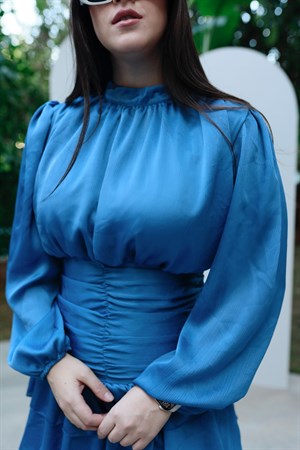 TheElsa | GİYİM | TAKI | İndigo Mavi Fırfırlı Şifon ElbiseELBİSEİndigo Mavi Fırfırlı Şifon Elbise