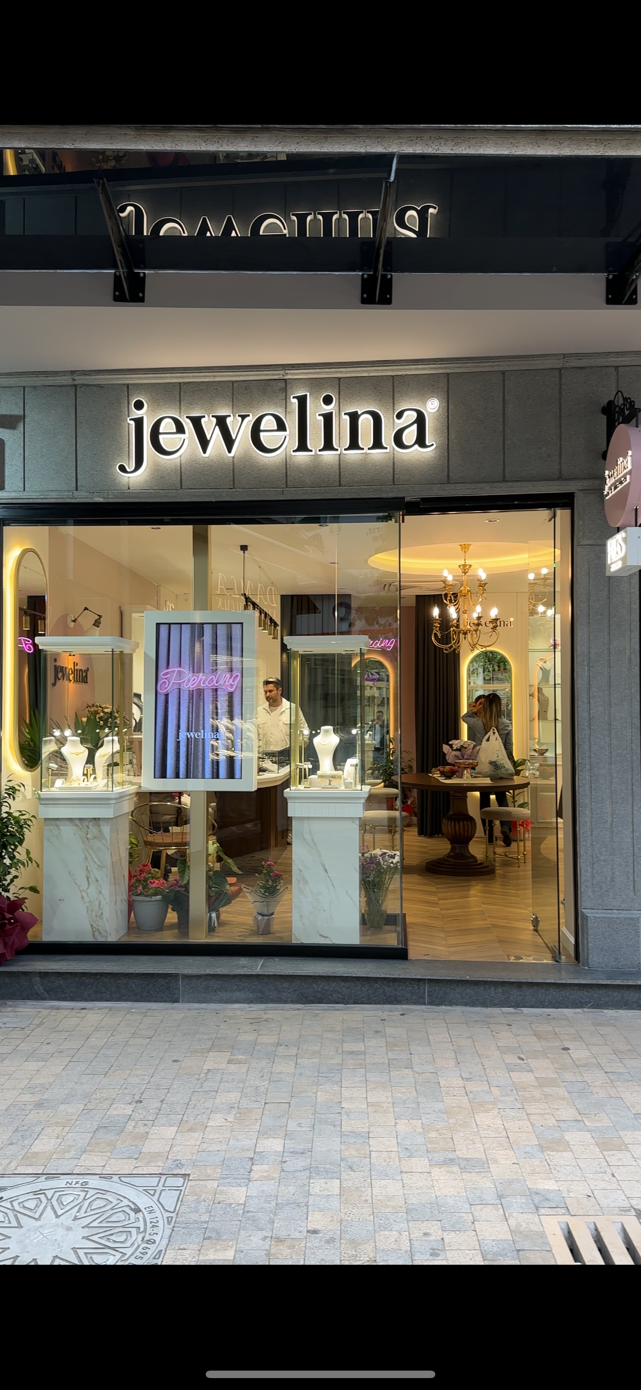 Jewelina Store