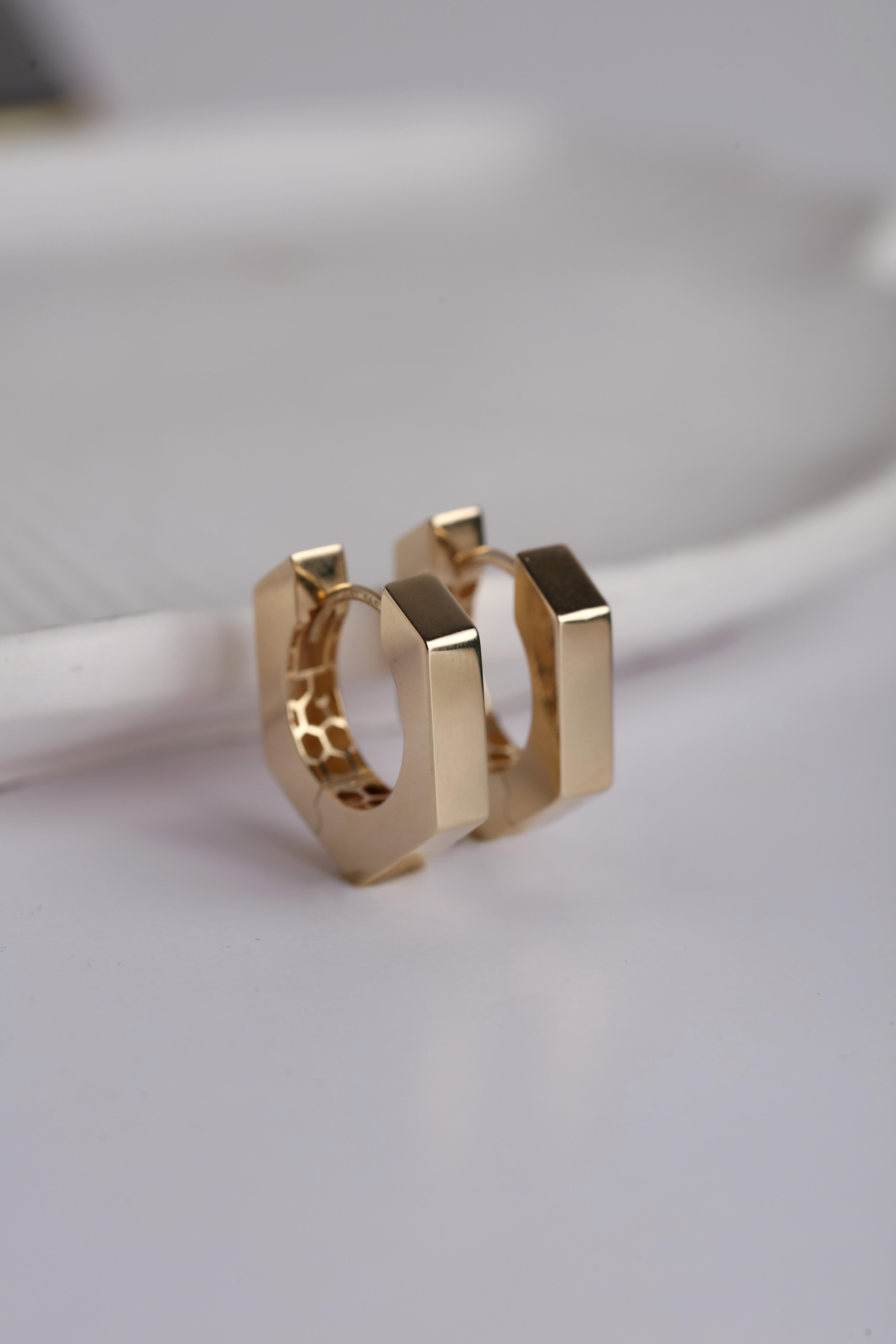  14 Ayar Altın Küpe