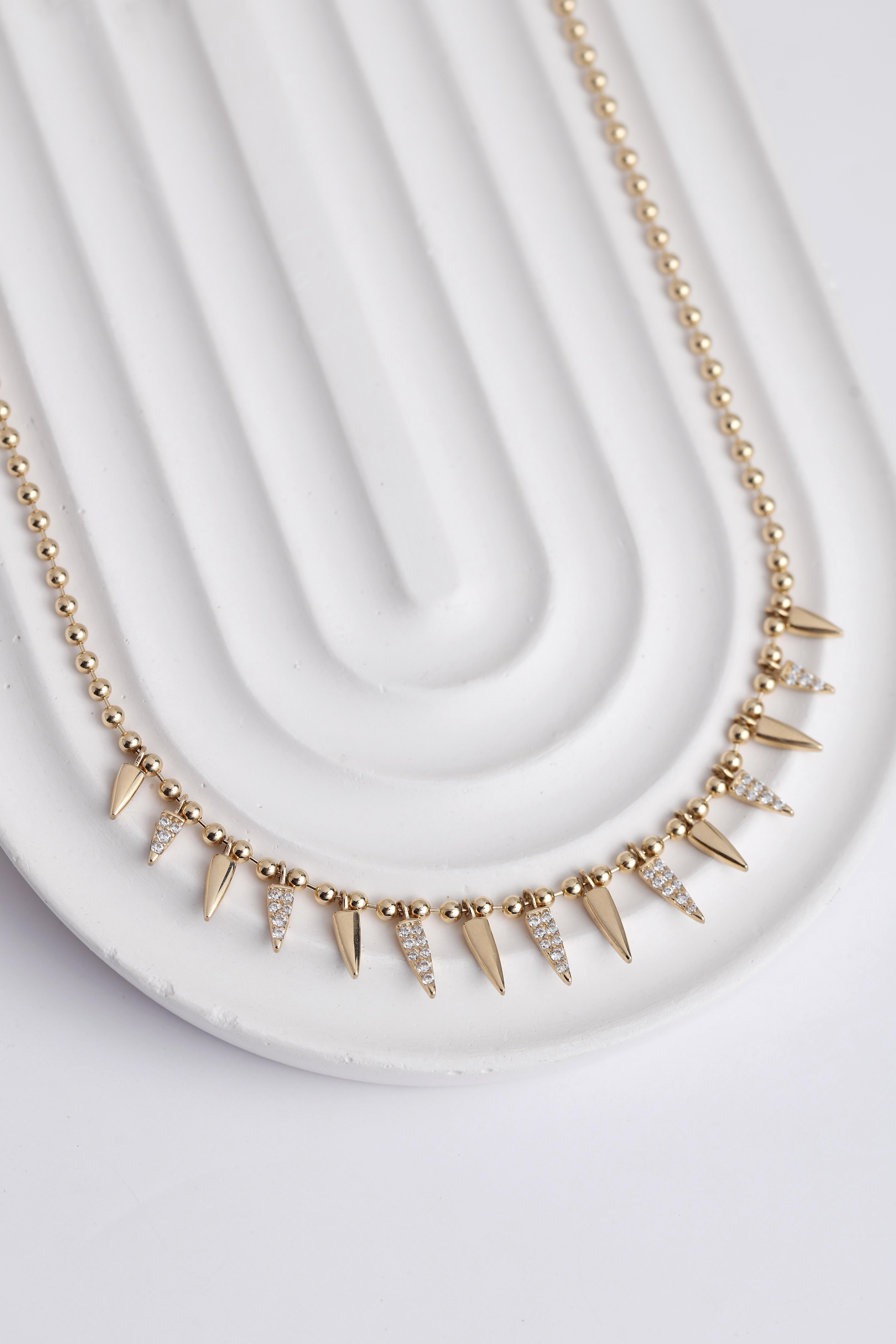  14 Ayar Altın Taş Detay Kolye