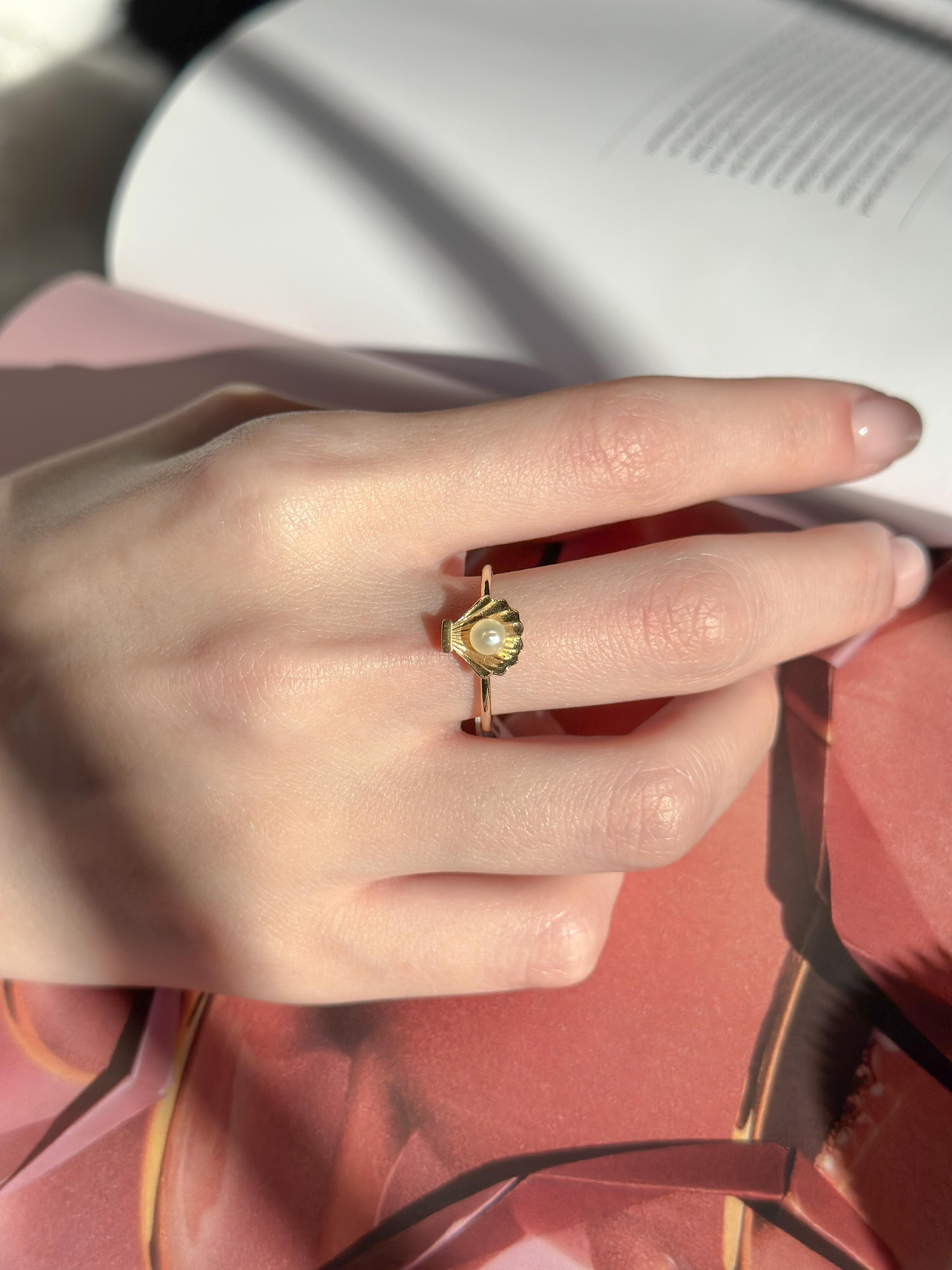 14 Ayar Altın İncili İstiridye Yüzük